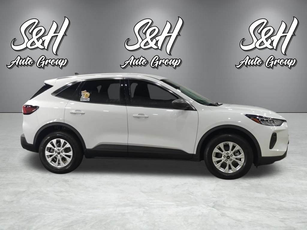 Used 2023 Ford Escape Active AWD/4WD image 19