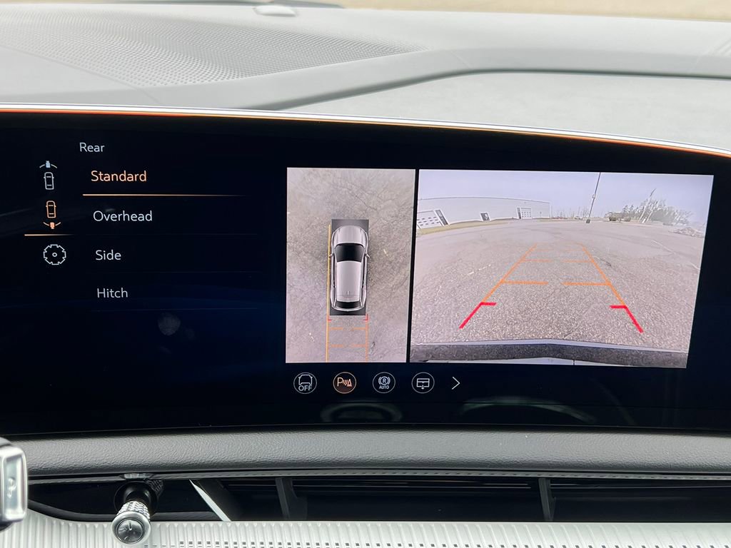 New 2026 Cadillac Optiq Luxury 1 image 23