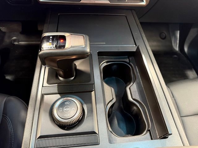 Used 2025 GMC Hummer EV 2X w/ LPO, Roof Cross Rail Package image 40