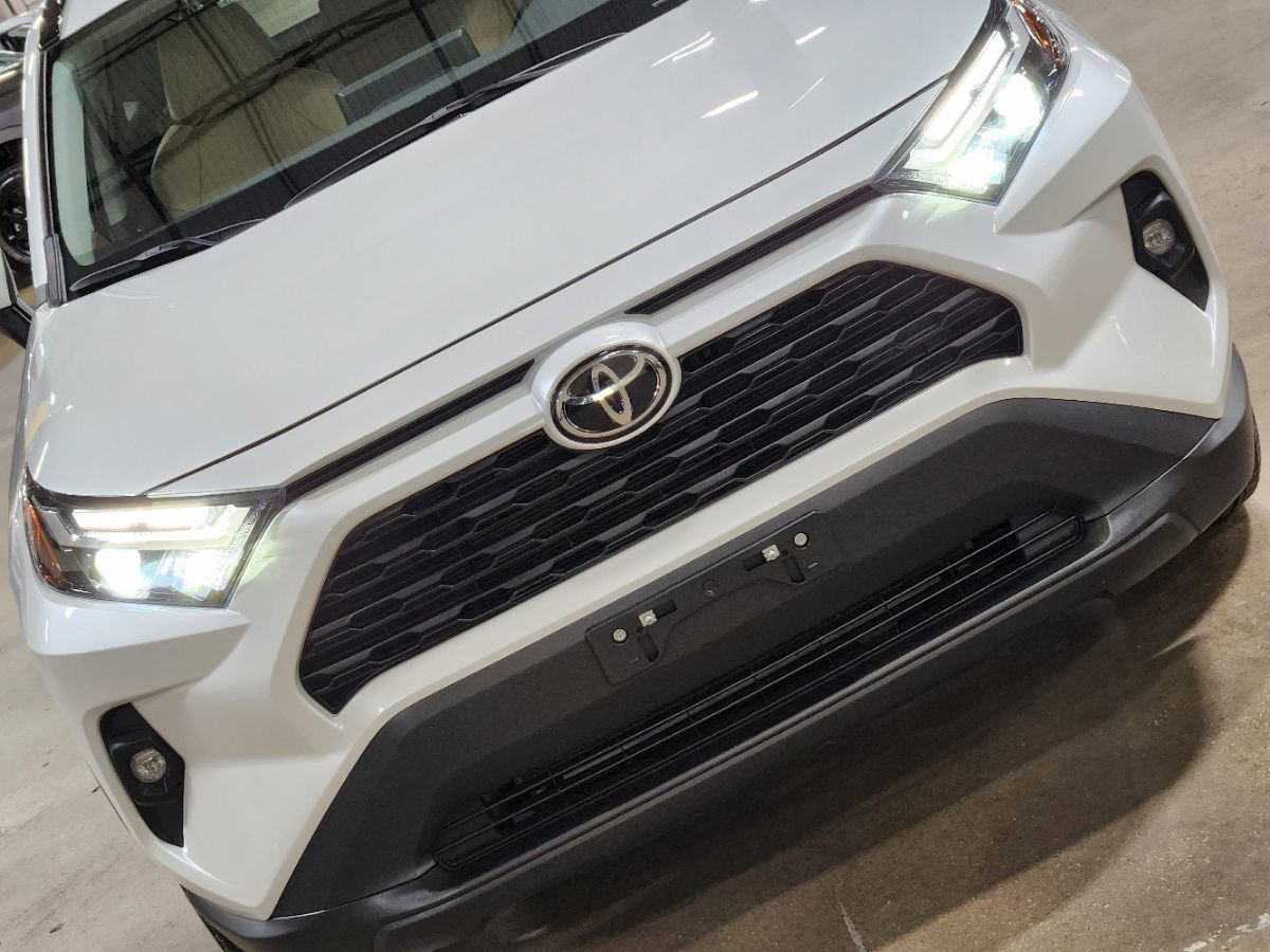 Used 2024 Toyota RAV4 XLE Premium image 19