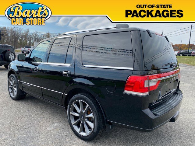 Used 2017 Lincoln Navigator Reserve image 4
