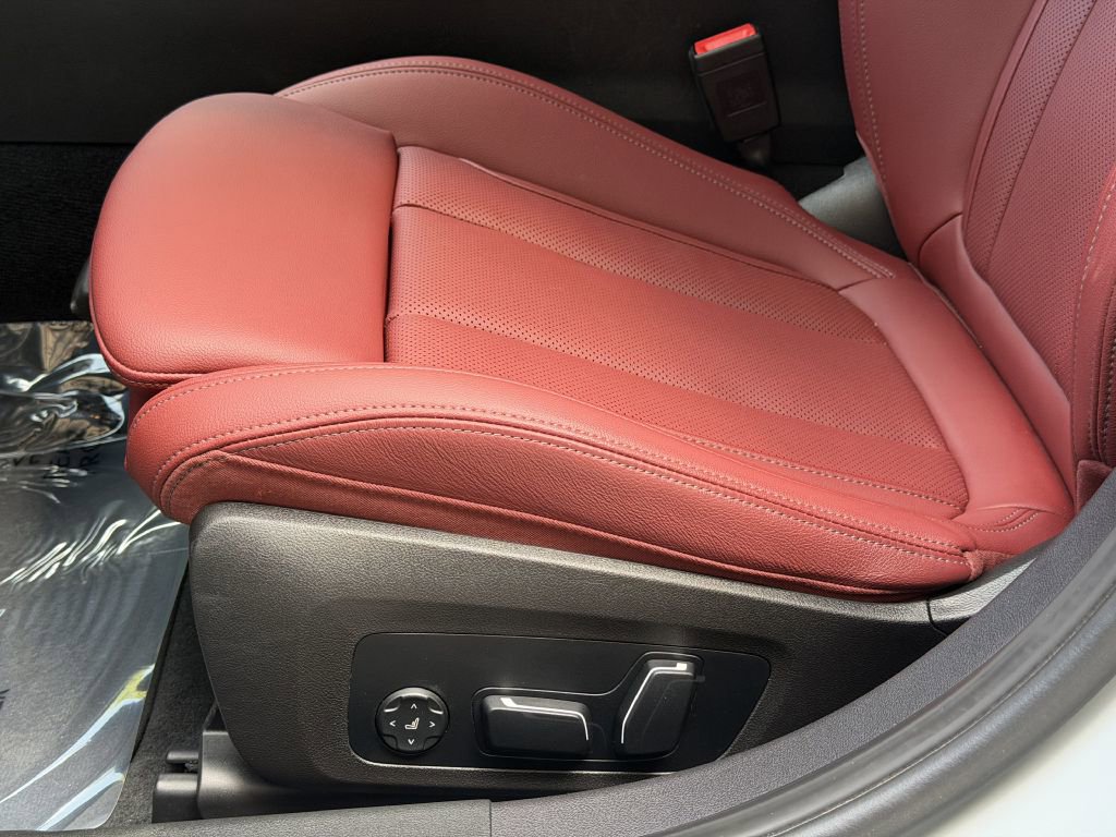 Used 2024 BMW M340i w/ Parking Assistance Package RWD image 26