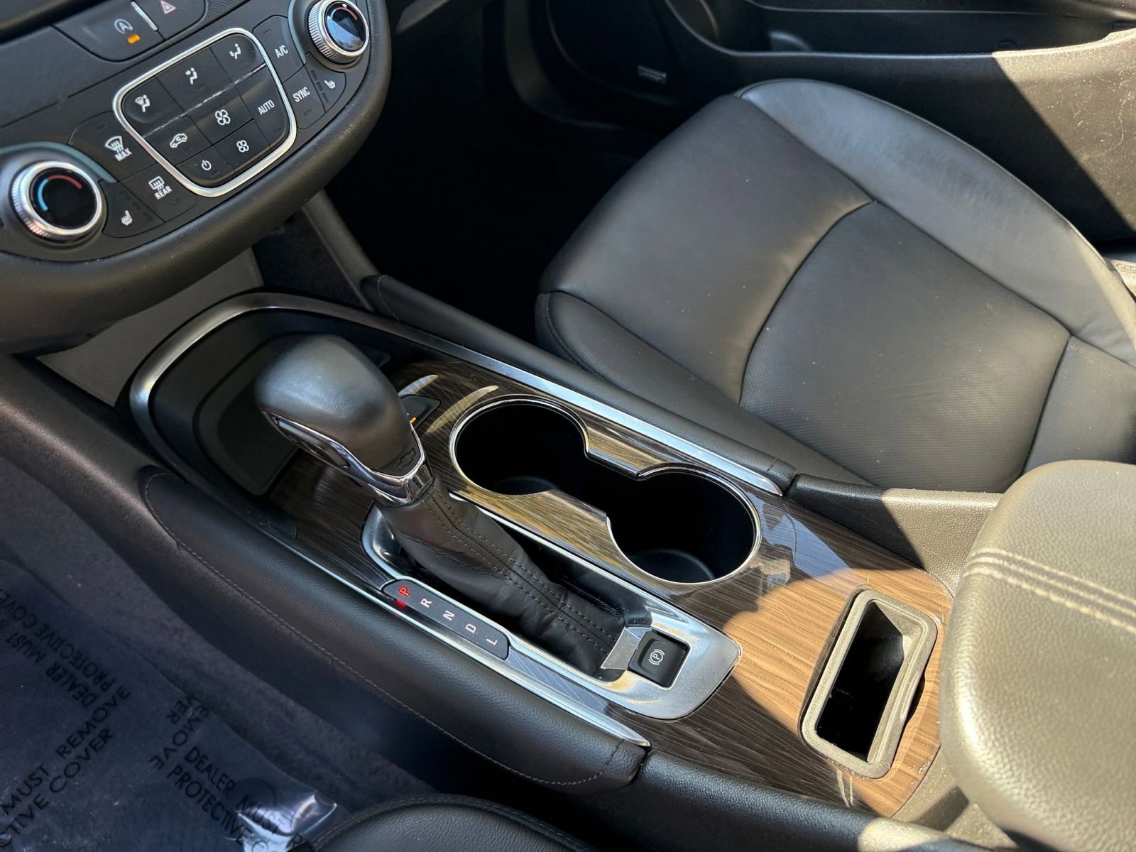 Used 2024 Chevrolet Malibu LT image 41