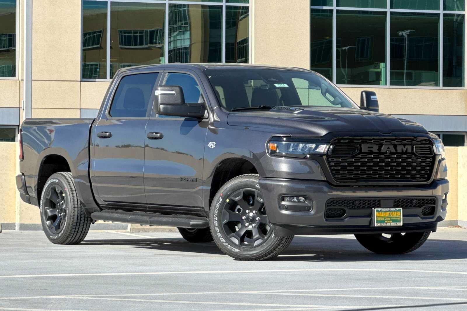 New 2026 RAM 1500 Express AWD/4WD image 2
