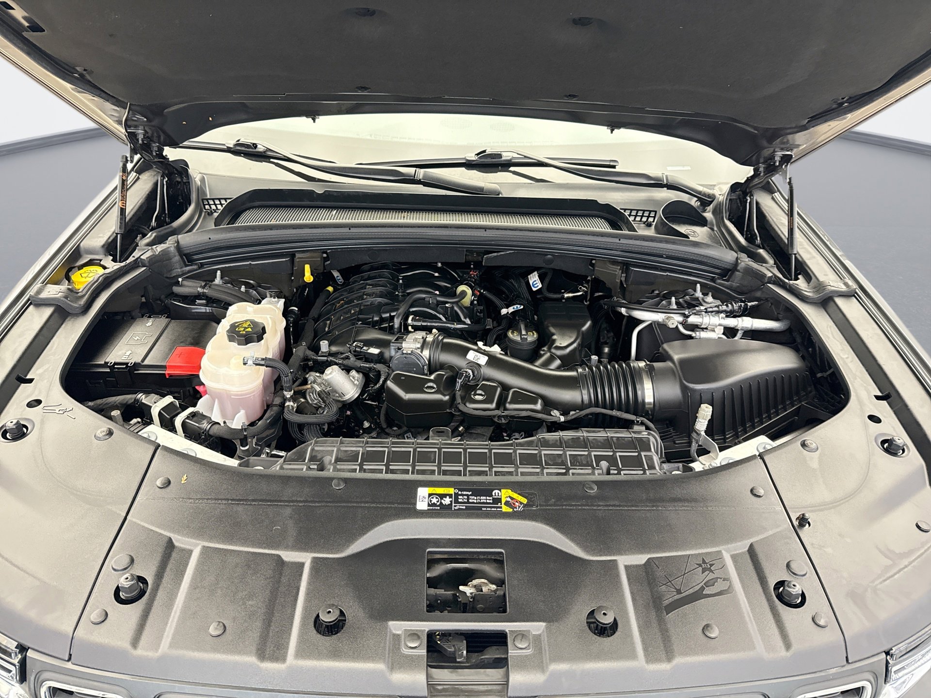 Used 2023 Jeep Grand Cherokee Laredo image 23