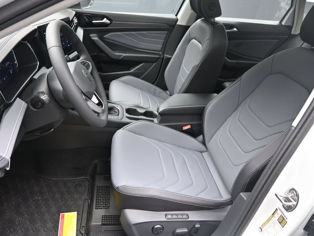 New 2026 Volkswagen Jetta SEL FWD image 19