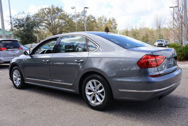 Used 2016 Volkswagen Passat 1.8T S image 5