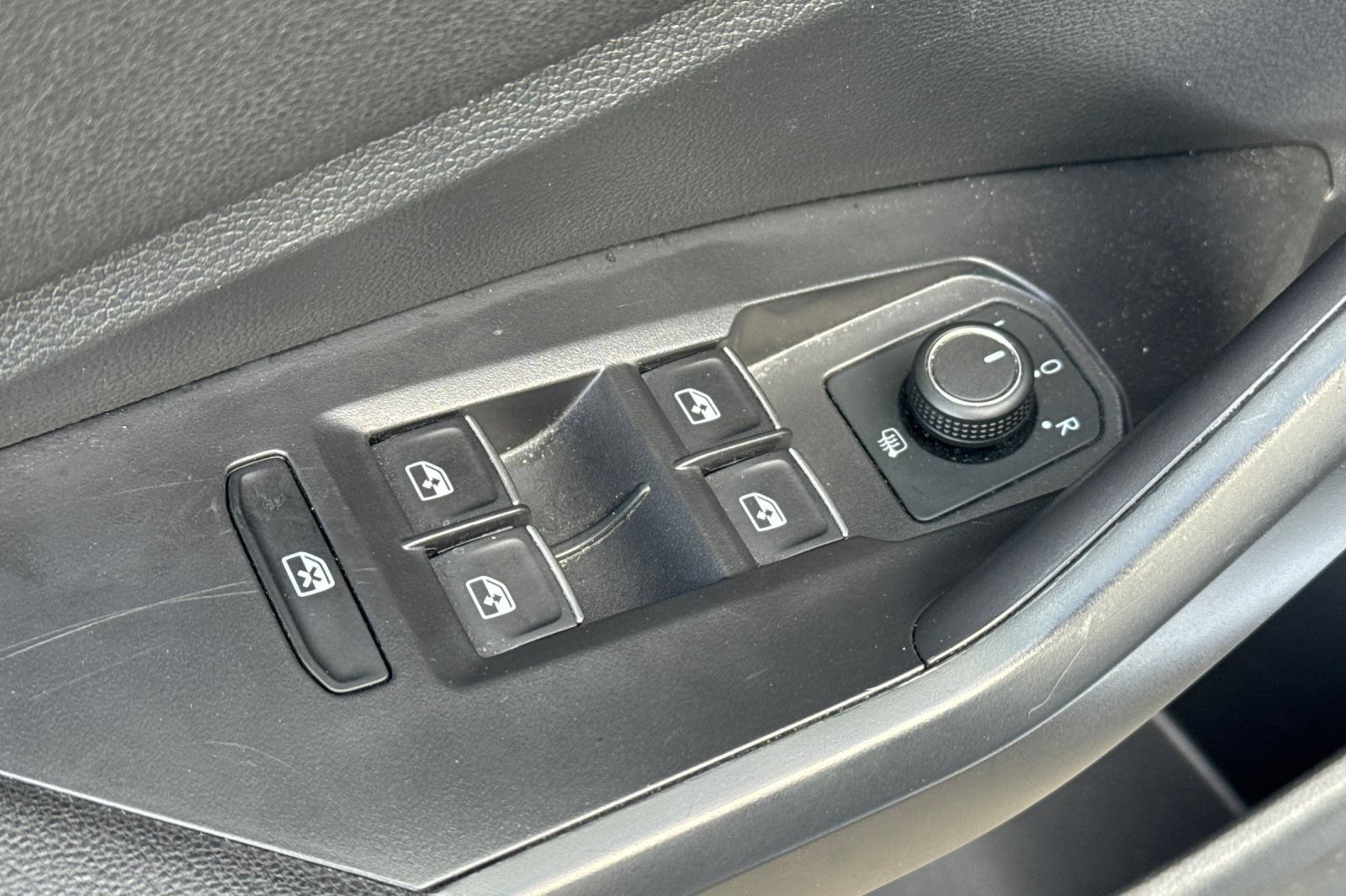 Used 2024 Volkswagen Jetta S FWD image 12