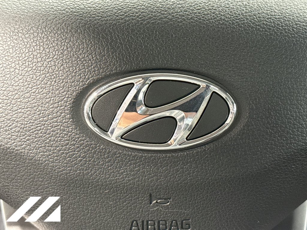 Used 2020 Hyundai Elantra Value Edition FWD image 32