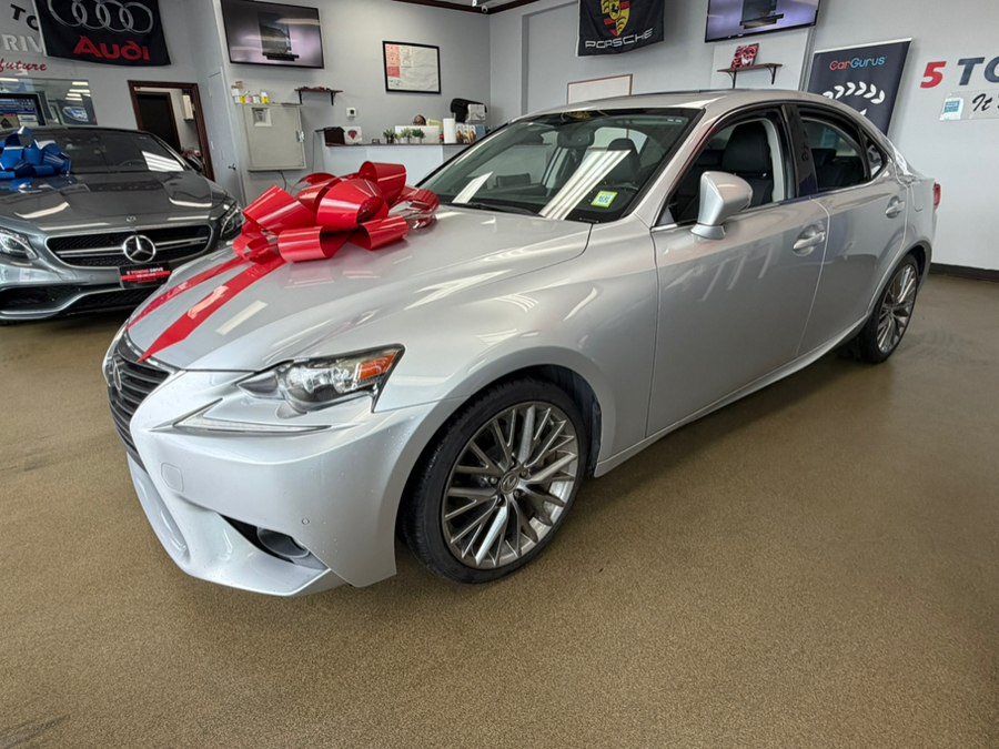 Used 2015 Lexus IS 250 w/ Premium Package RWD image 6