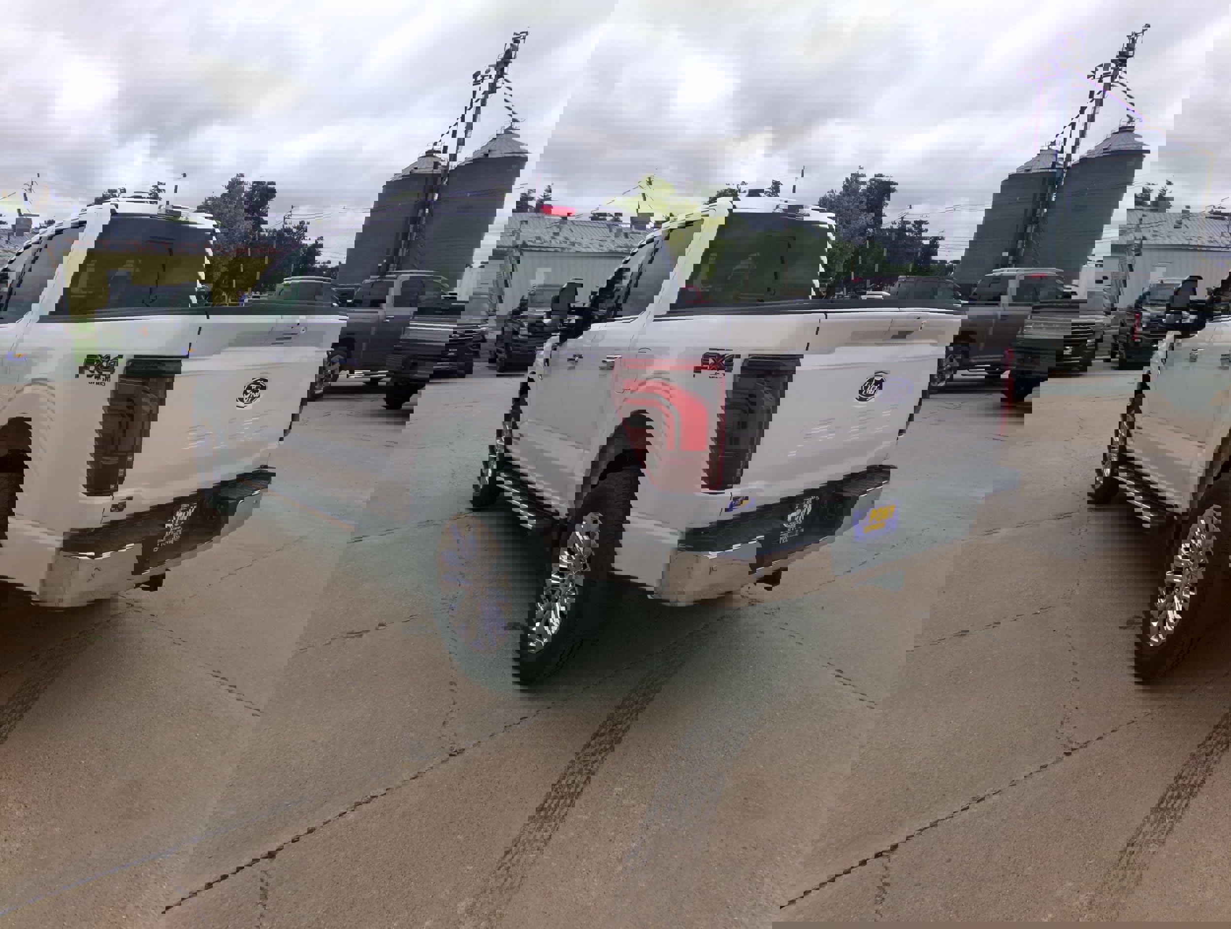 New 2025 Ford F150 Lariat w/ Equipment Group 501A Mid image 5