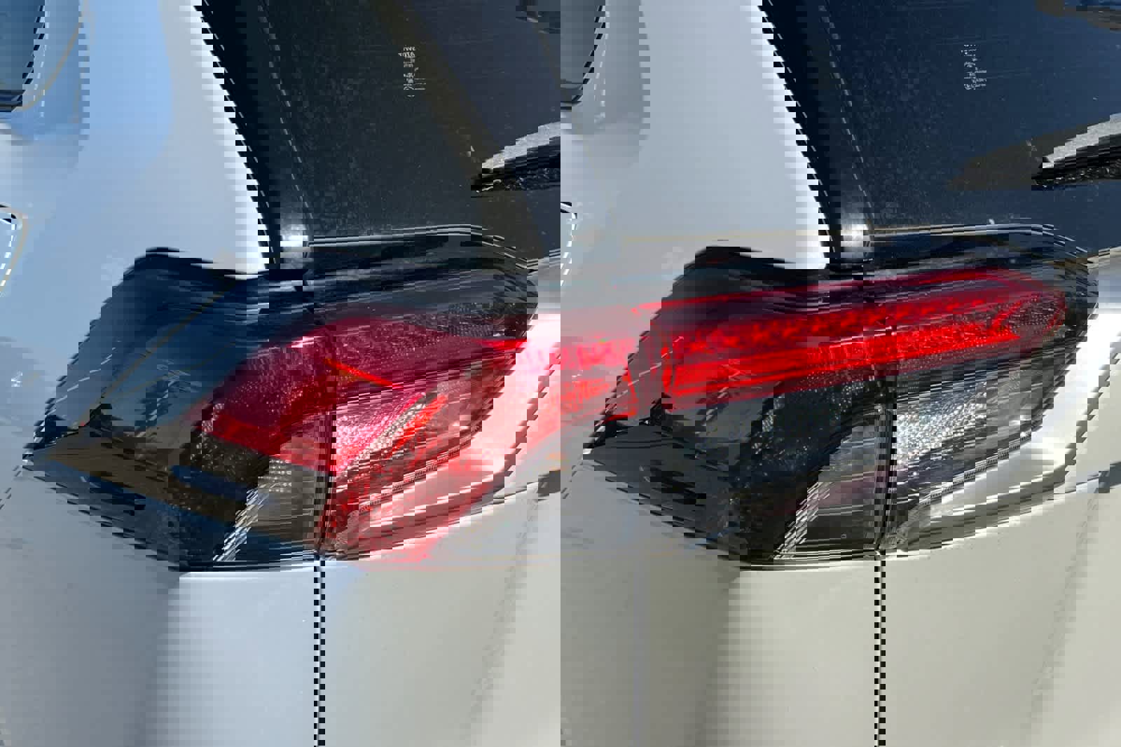 Used 2019 Toyota RAV4 XSE w/ Carpet Mat Package AWD/4WD image 20