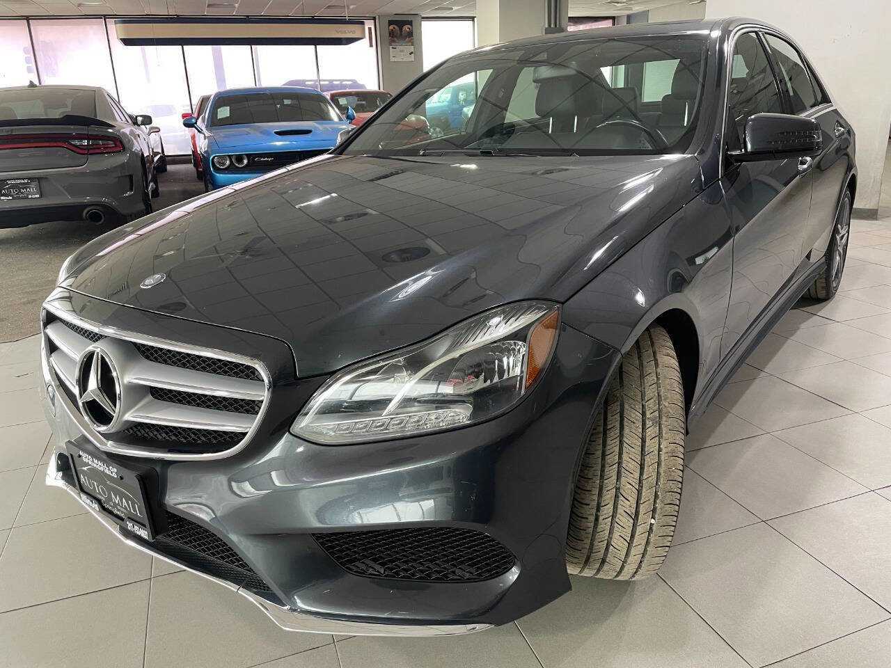 Used 2016 Mercedes-Benz E 350 4MATIC Sedan image 3