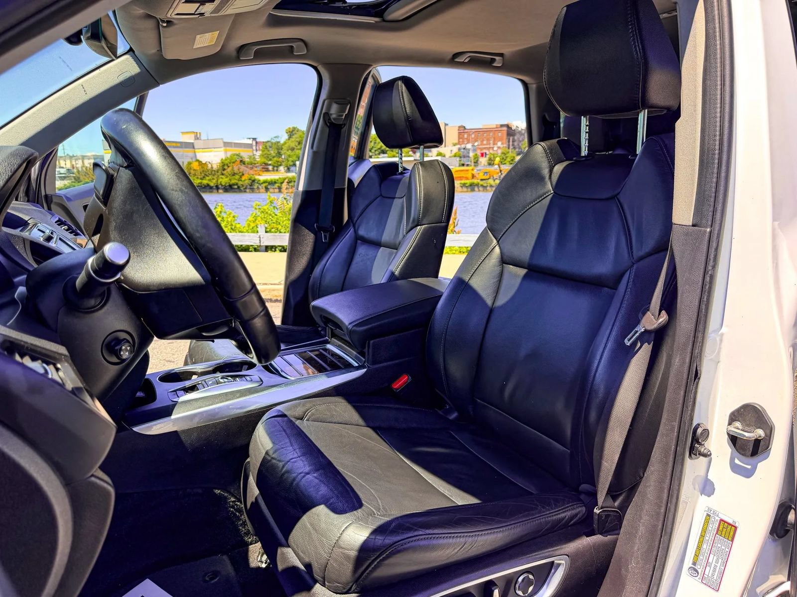 Used 2020 Acura MDX SH-AWD image 19