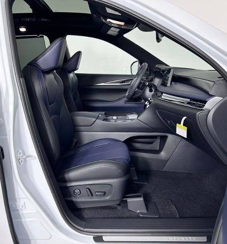 Certified 2026 INFINITI QX60 Sport w/ Dark Cargo Package image 30