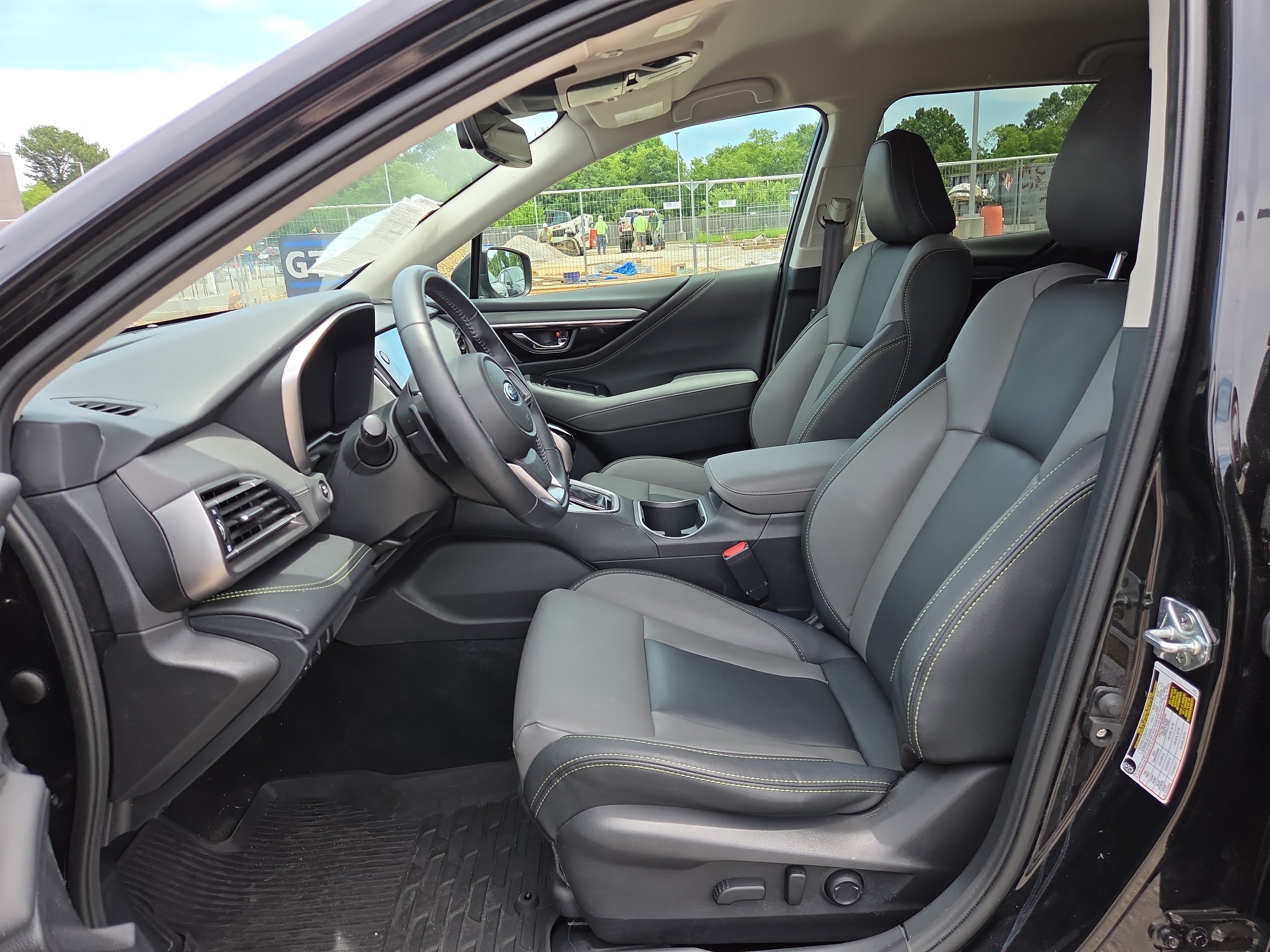 Used 2023 Subaru Outback Onyx Edition AWD/4WD image 10