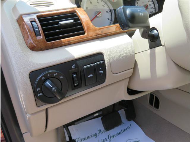 Used 2005 Ford Five Hundred Limited AWD/4WD image 11