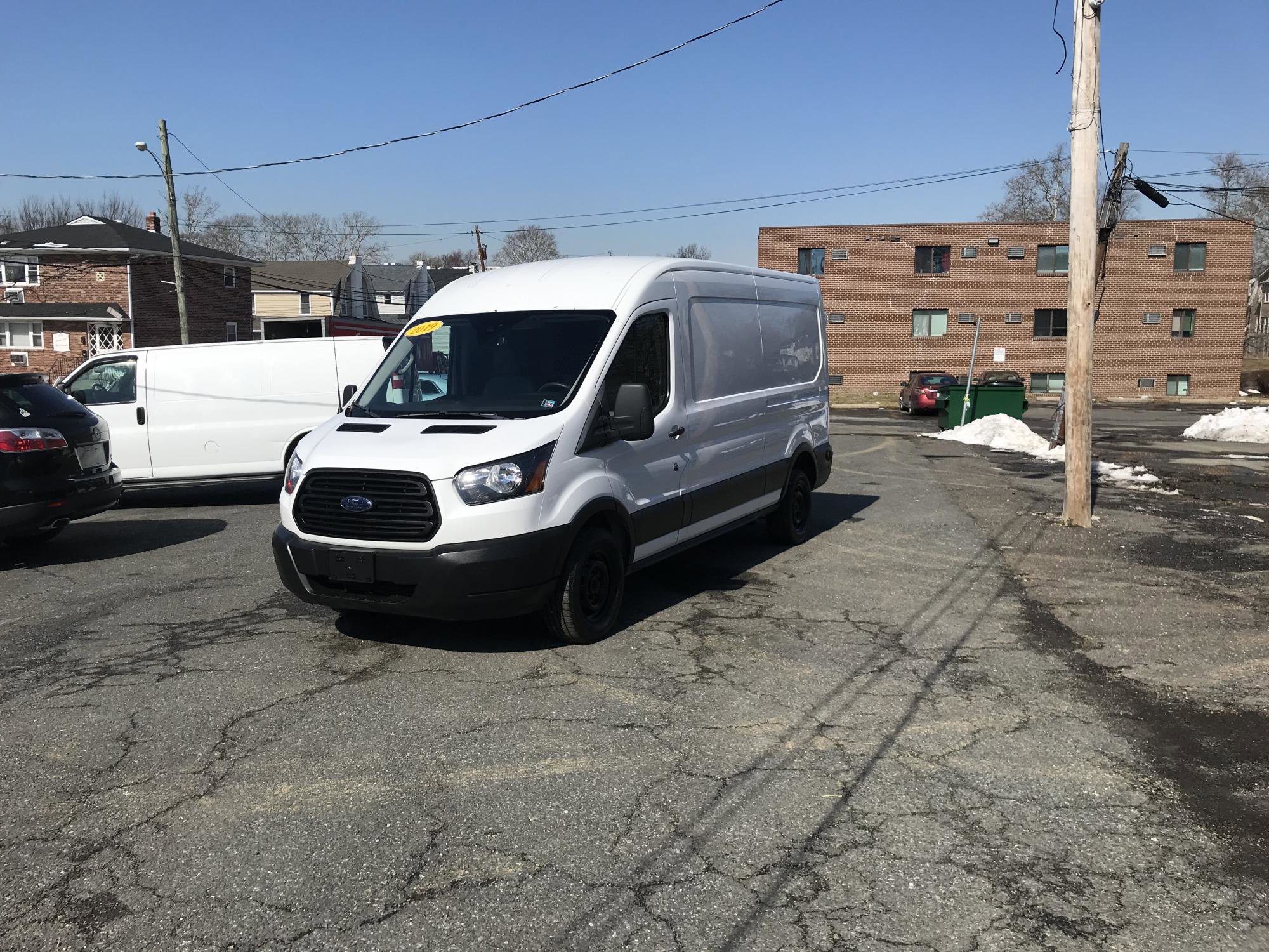 Used 2019 Ford Transit 350 image 2