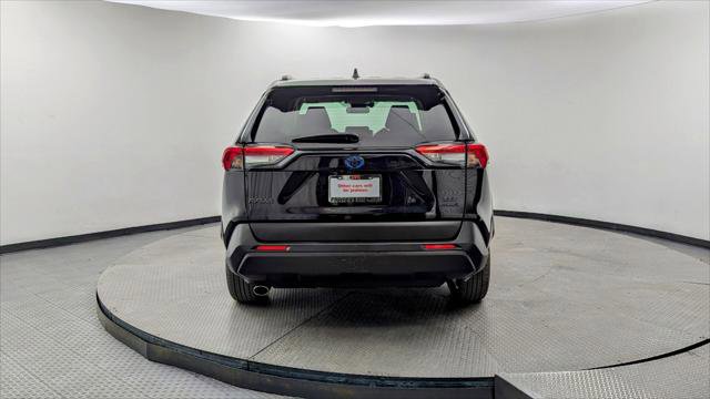 Used 2019 Toyota RAV4 XLE w/ Convenience Package image 7