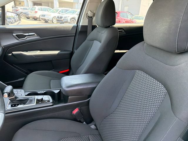 Certified 2023 Kia Sportage LX FWD image 19