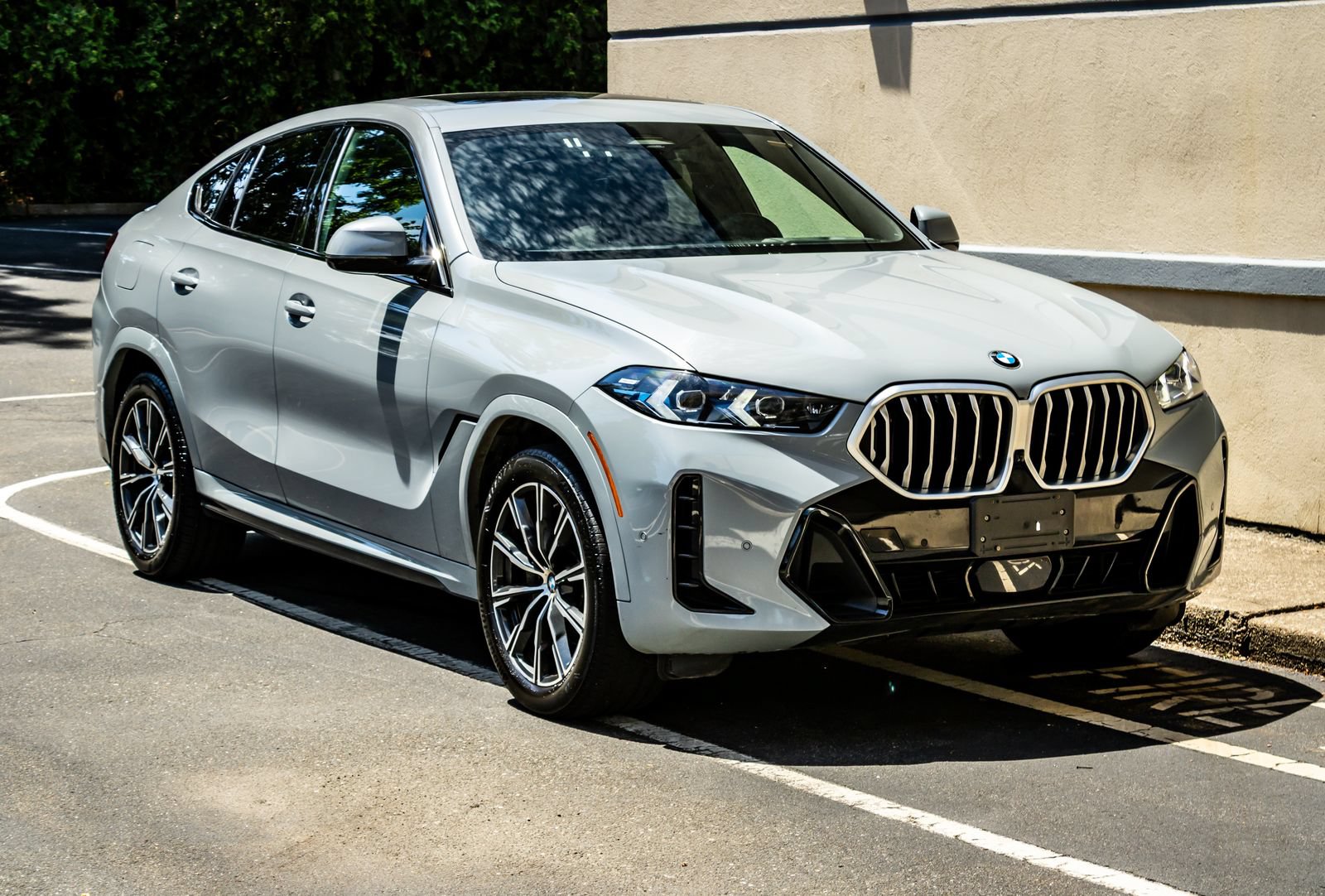 Used 2026 BMW X6 xDrive40i AWD/4WD image 10