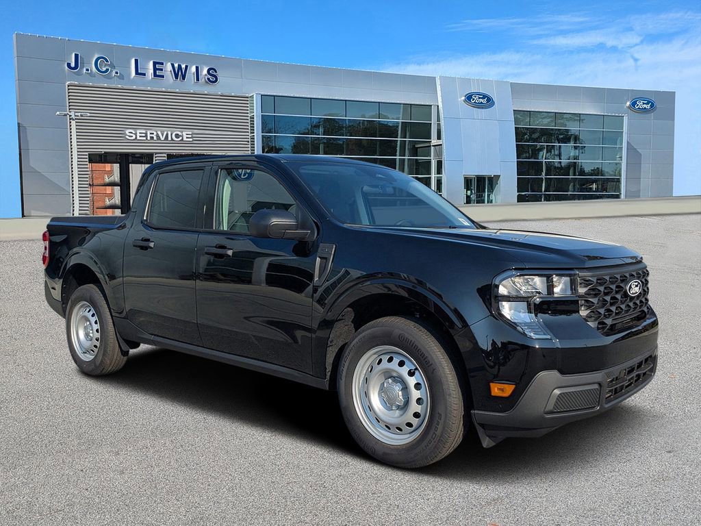 New 2025 Ford Maverick XL image 1