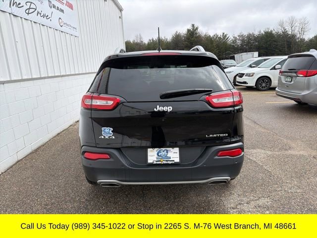 Used 2018 Jeep Cherokee Limited w/ Technology Group image 10