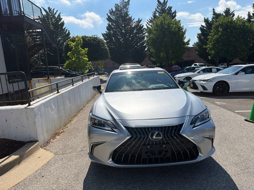 Certified 2025 Lexus ES 350 w/ Premium Package FWD image 6