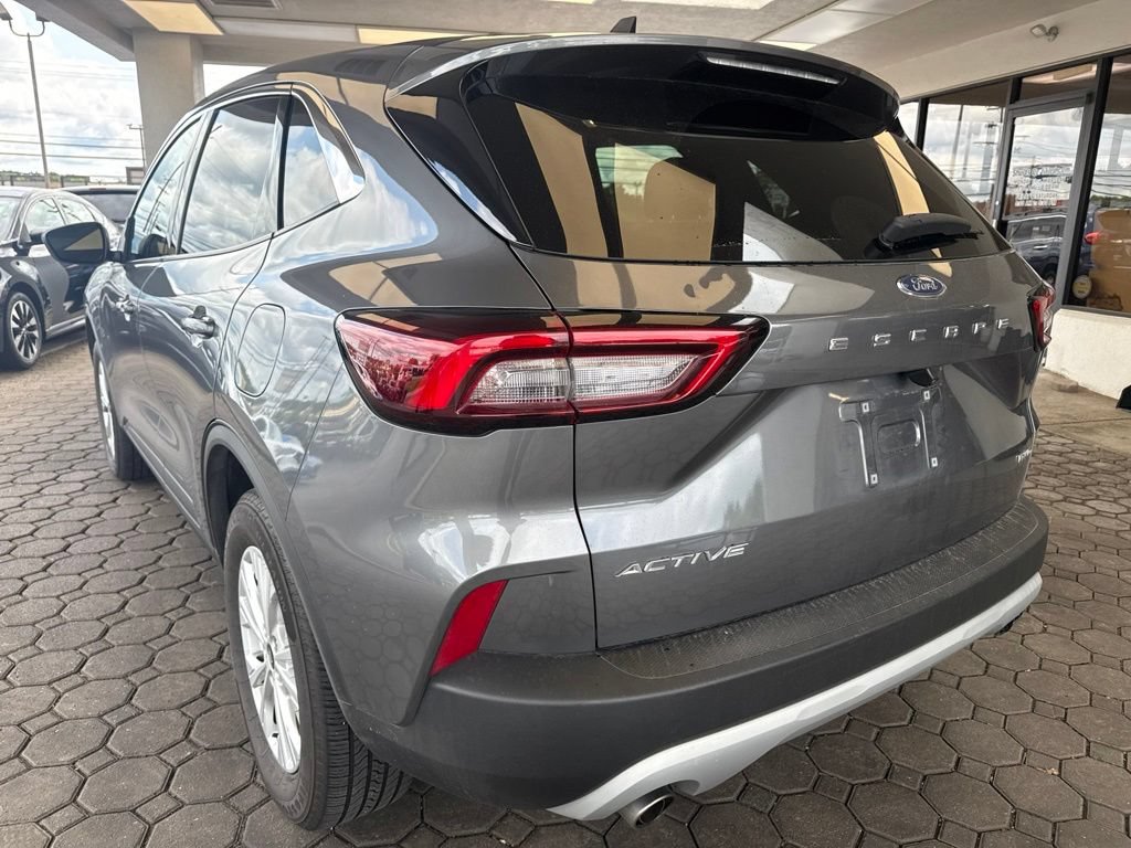 Certified 2023 Ford Escape Active AWD/4WD image 9