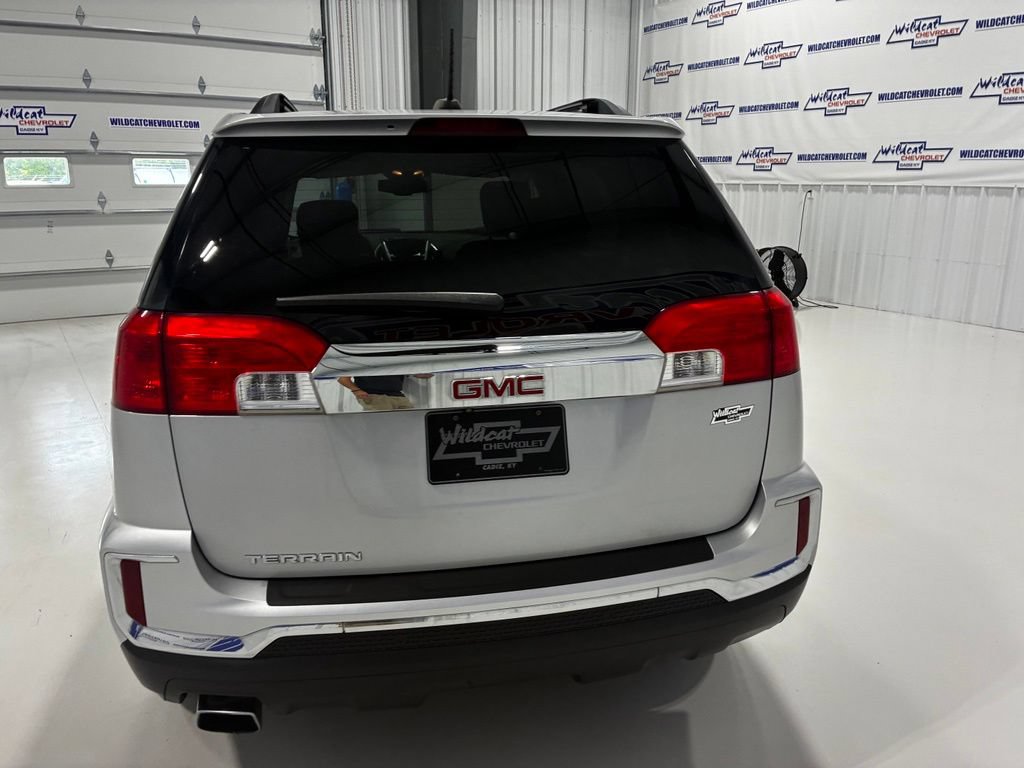 Used 2017 GMC Terrain SLE FWD image 4