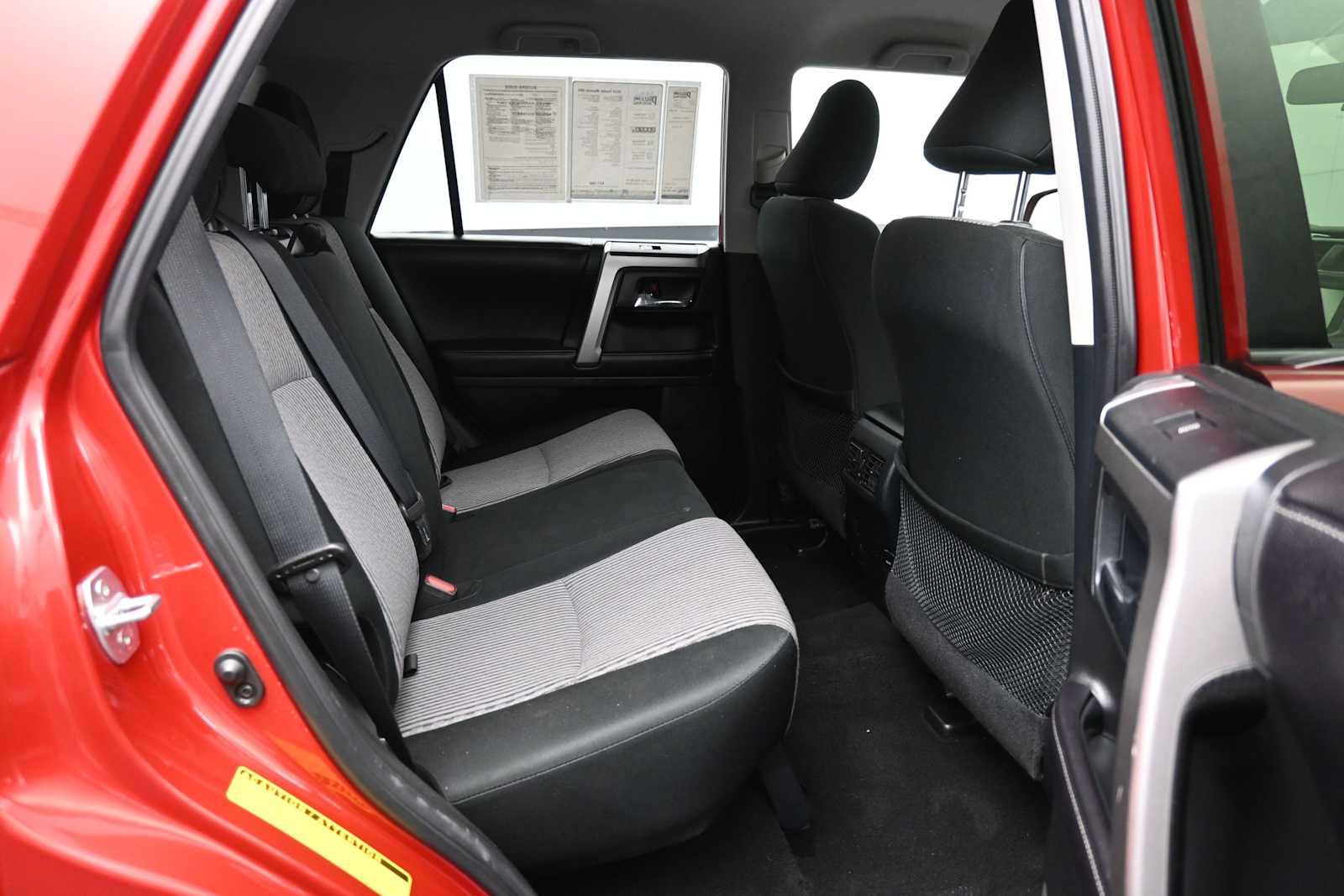Used 2016 Toyota 4Runner SR5 AWD/4WD image 22
