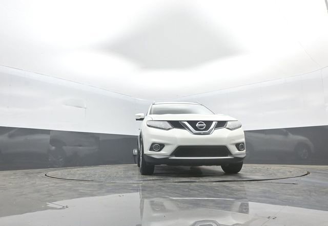 Used 2015 Nissan Rogue SV w/ SV Premium Package image 26