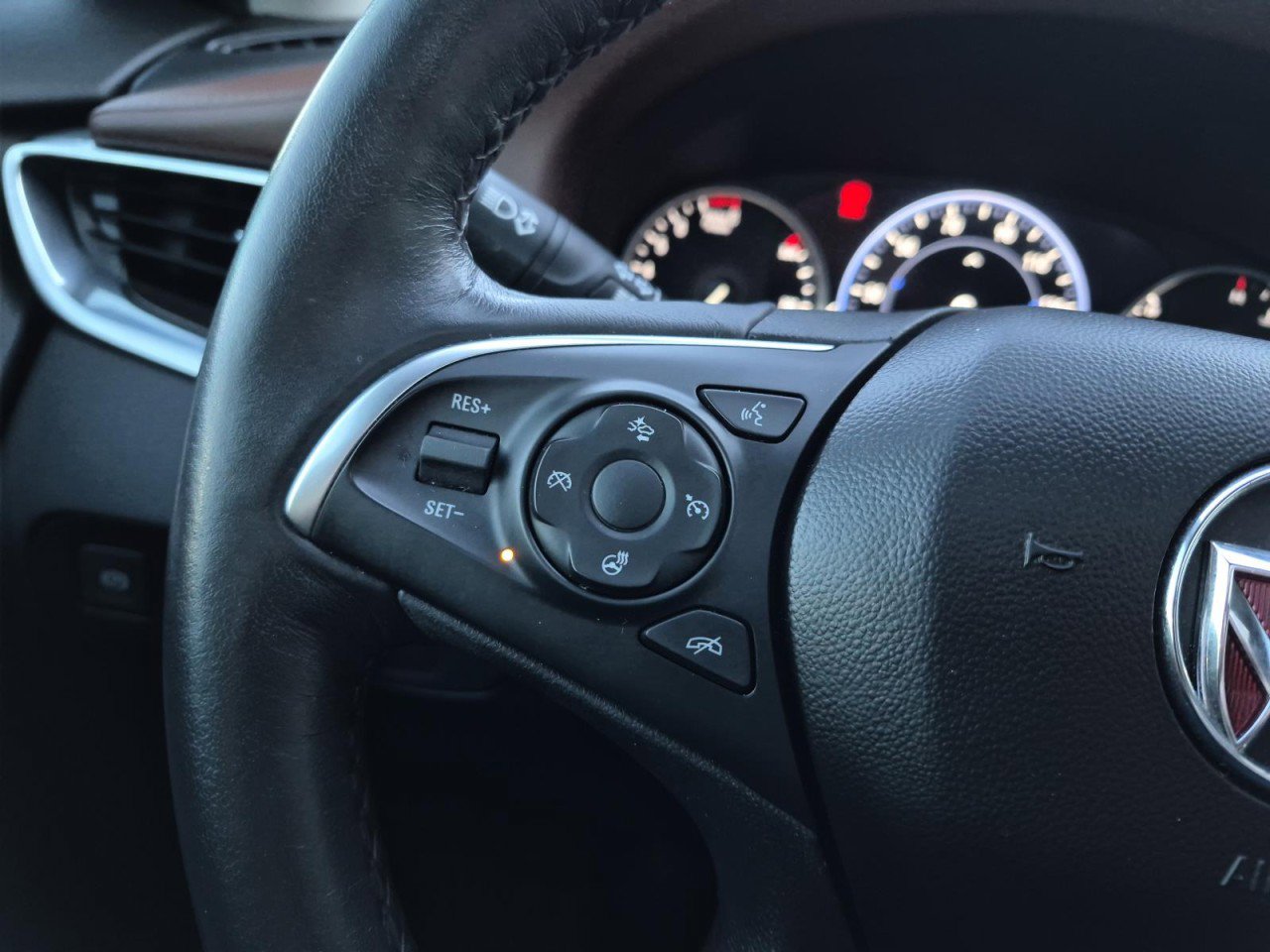 Certified 2021 Buick Enclave Avenir w/ Avenir Technology Package image 23