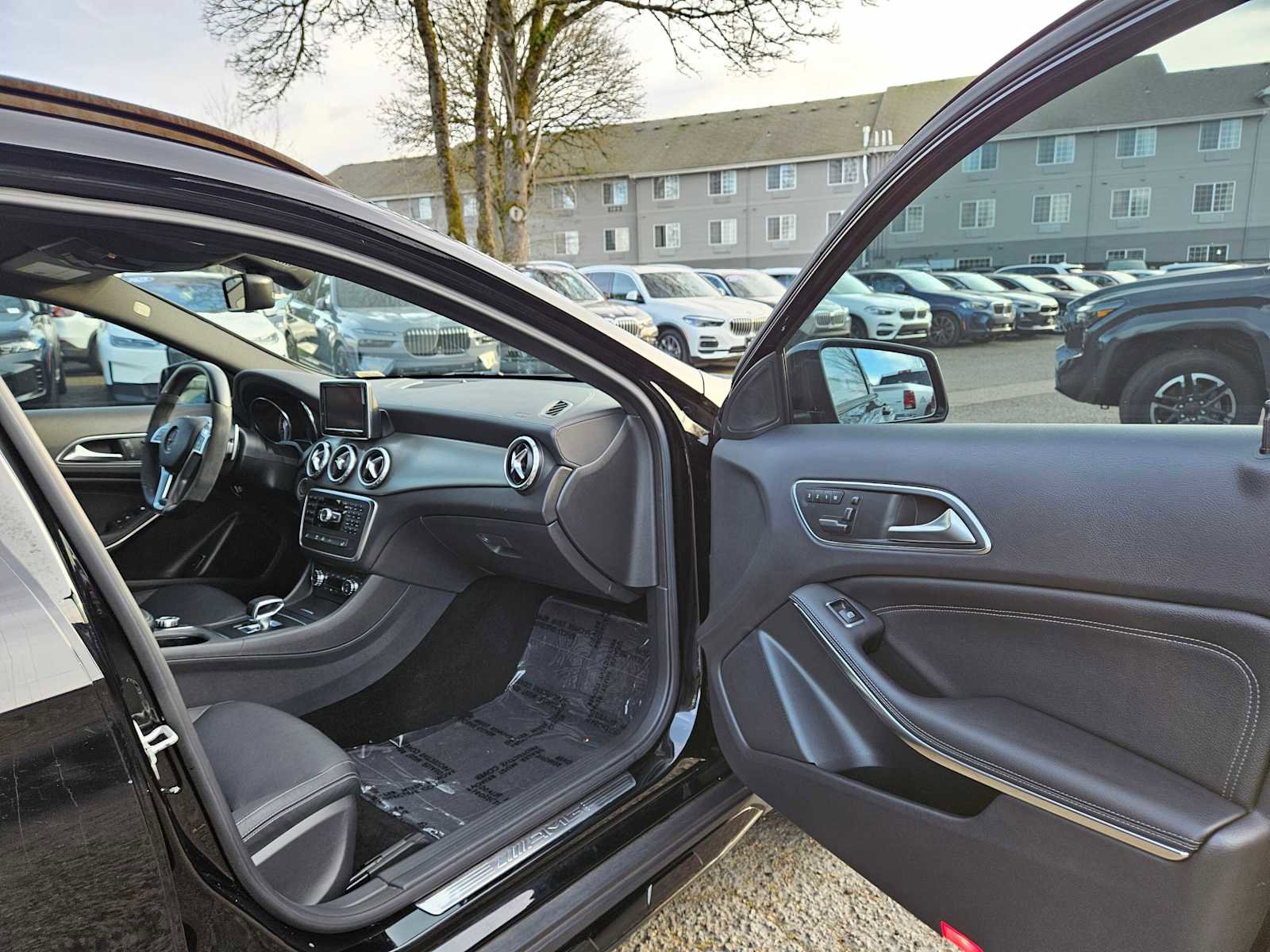 Used 2015 Mercedes-Benz GLA 45 AMG GLA 45 AMG image 10