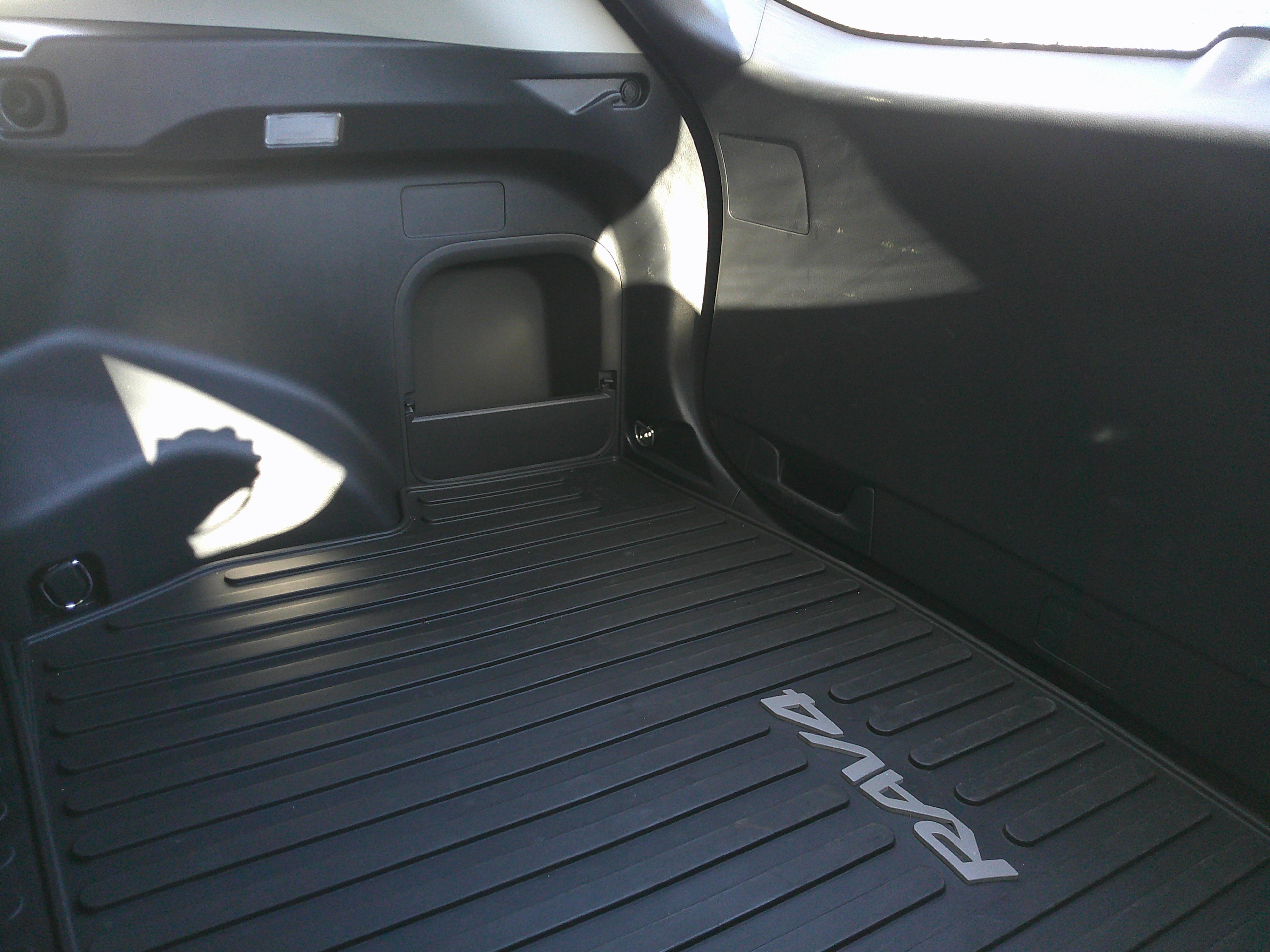 Used 2023 Toyota RAV4 LE image 41