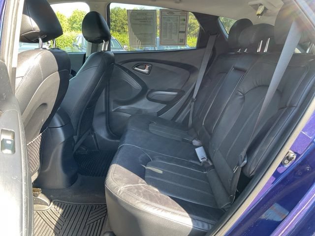 Used 2011 Hyundai Tucson Limited w/ Premium Pkg 3 FWD image 18