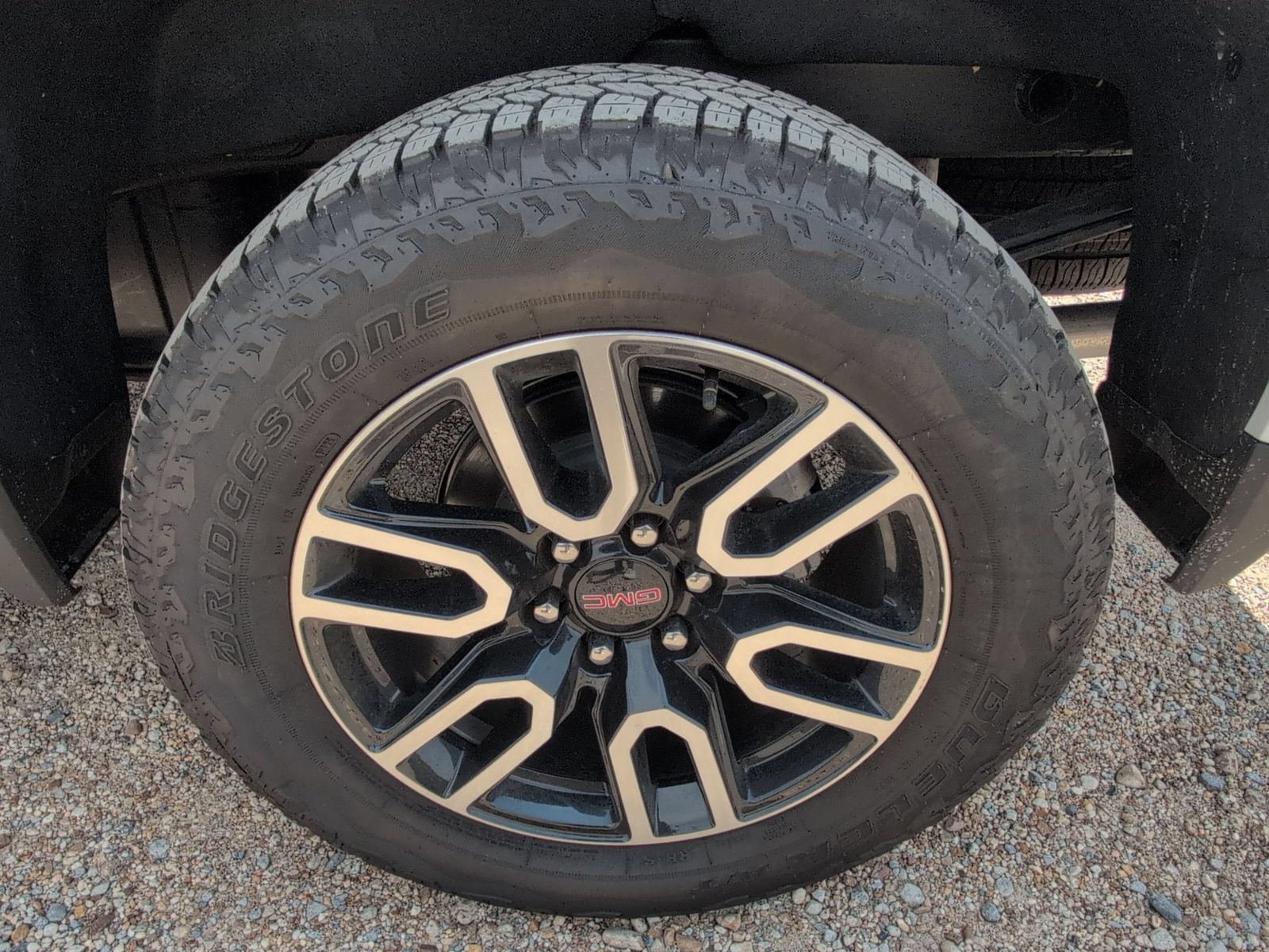 New 2026 GMC Sierra 1500 AT4 w/ AT4 Premium Package AWD/4WD image 33