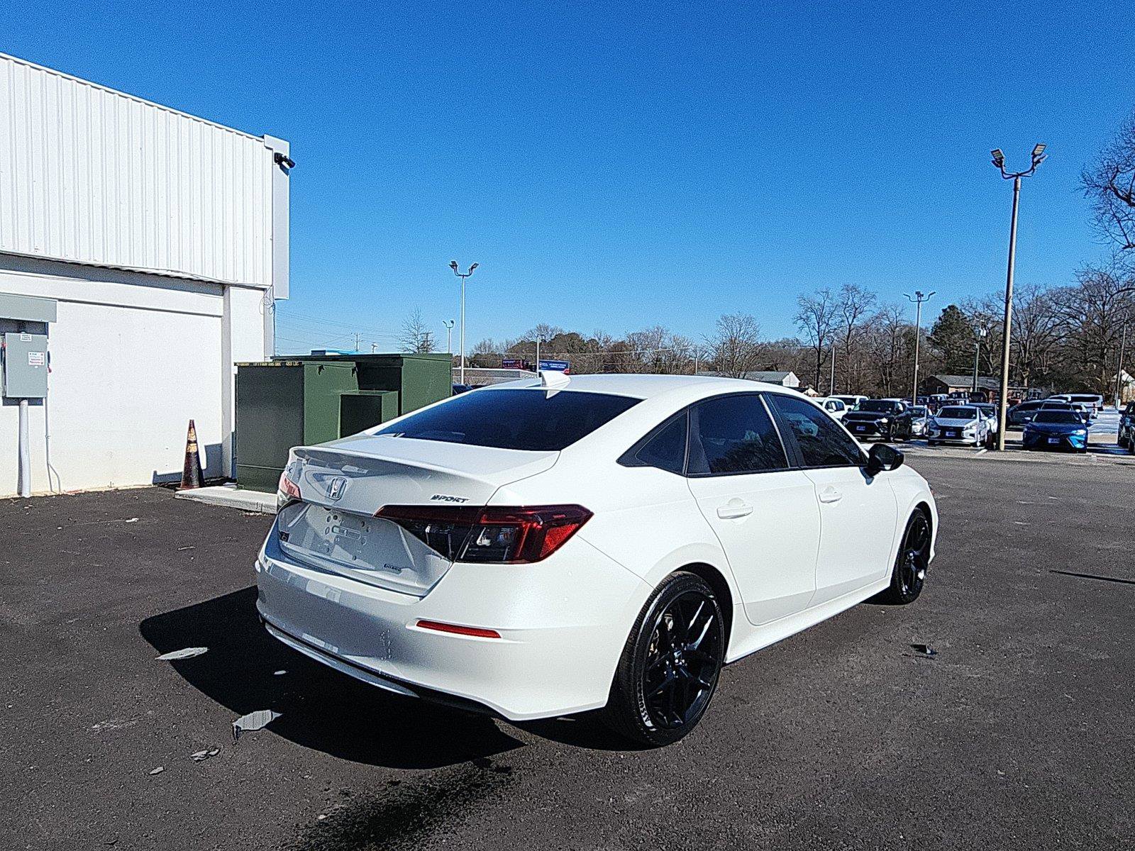 Used 2025 Honda Civic FWD Hybrid Sedan image 5