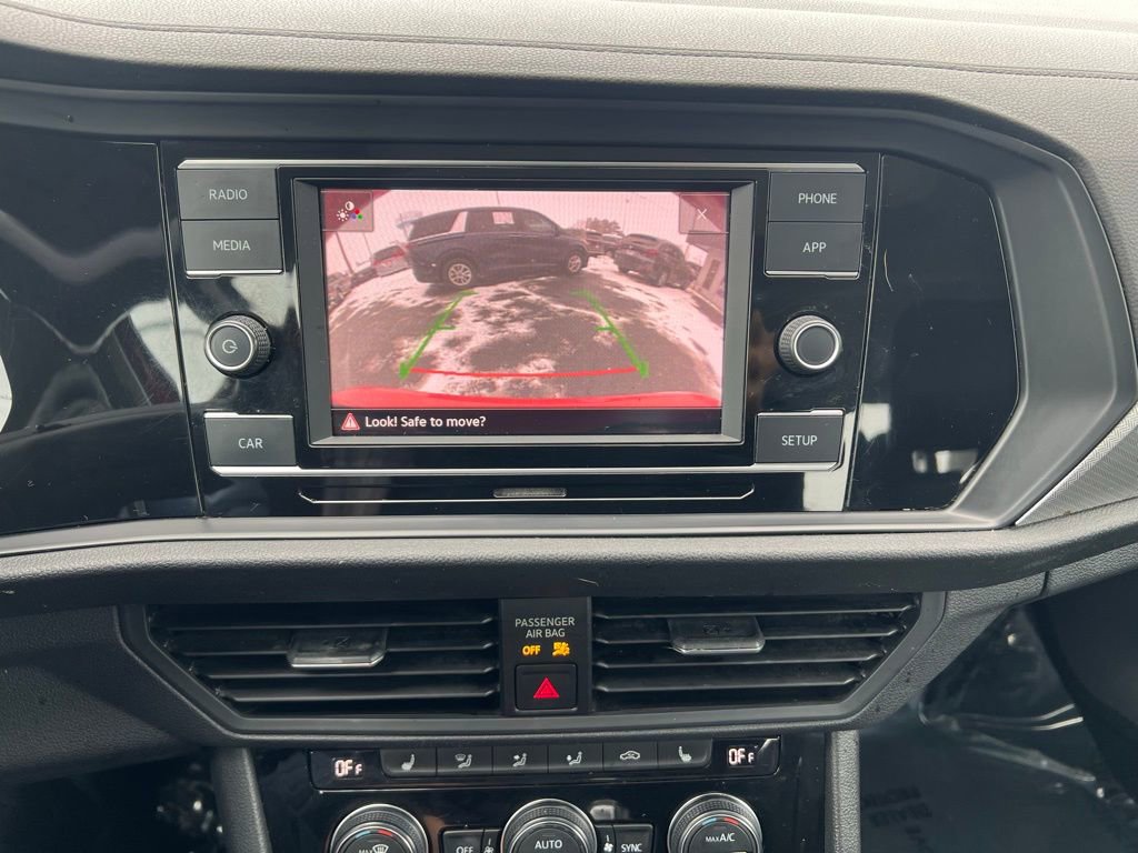 Used 2019 Volkswagen Jetta SE image 41