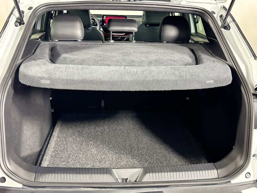 Certified 2024 Volkswagen ID.4 2WD image 21