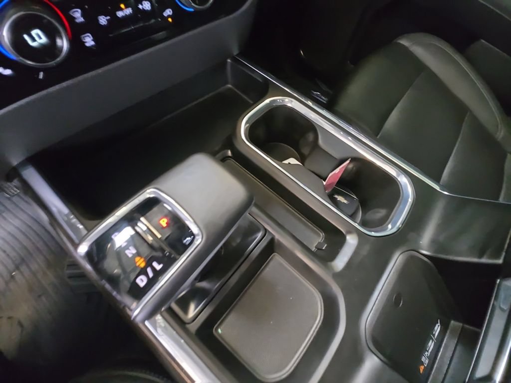 Used 2024 Chevrolet Silverado 1500 LT Trail Boss w/ LT Trail Boss Premium Package AWD/4WD image 18