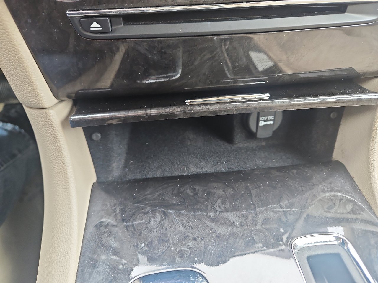 Used 2013 Chrysler 300 RWD image 18