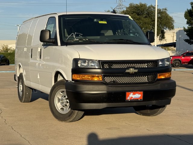New 2027 Chevrolet Express 2500 w/ Driver Convenience Package RWD image 3