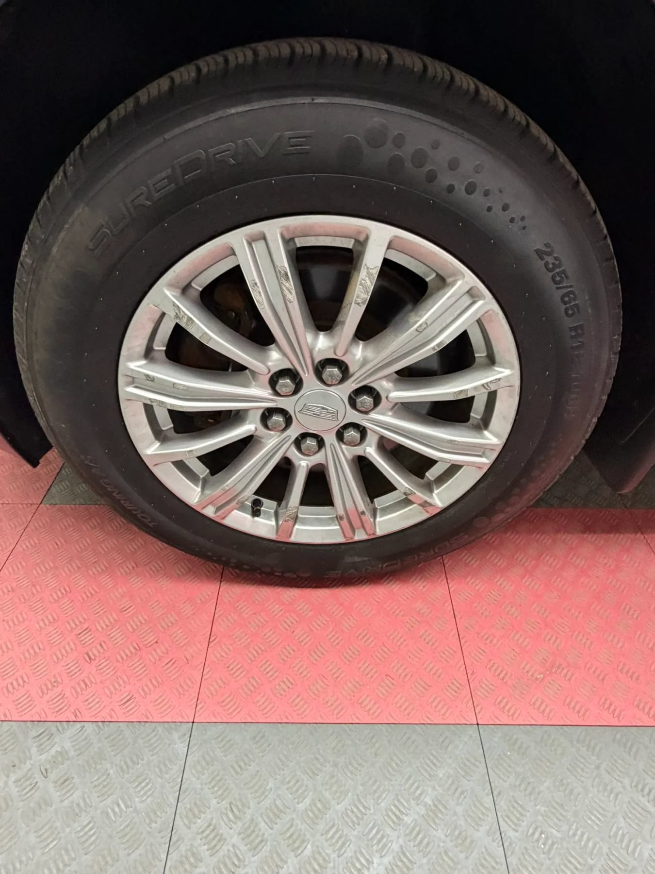 Used 2019 Cadillac XT5 FWD image 43