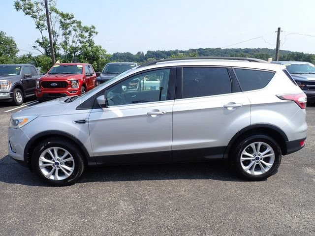 Used 2017 Ford Escape SE w/ SE Leather Comfort Package AWD/4WD image 2