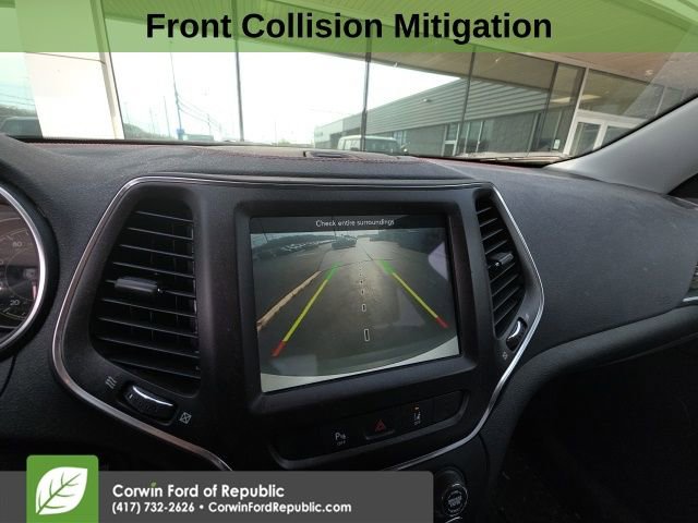 Used 2022 Jeep Cherokee Trailhawk w/ Trailer Tow Group image 11