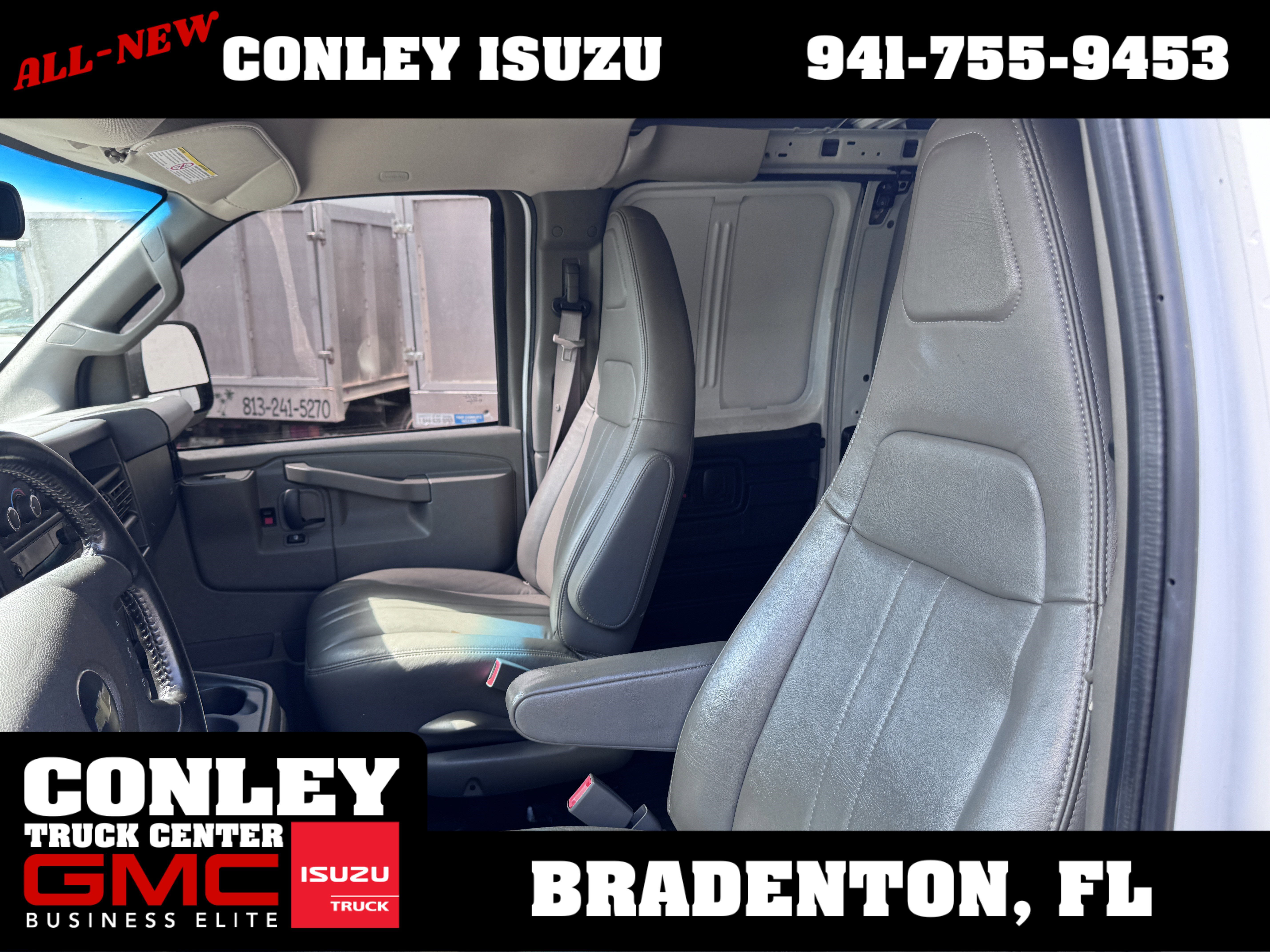 Used 2022 Chevrolet Express 2500 2500 RWD 135 w/ Driver Convenience Package image 13