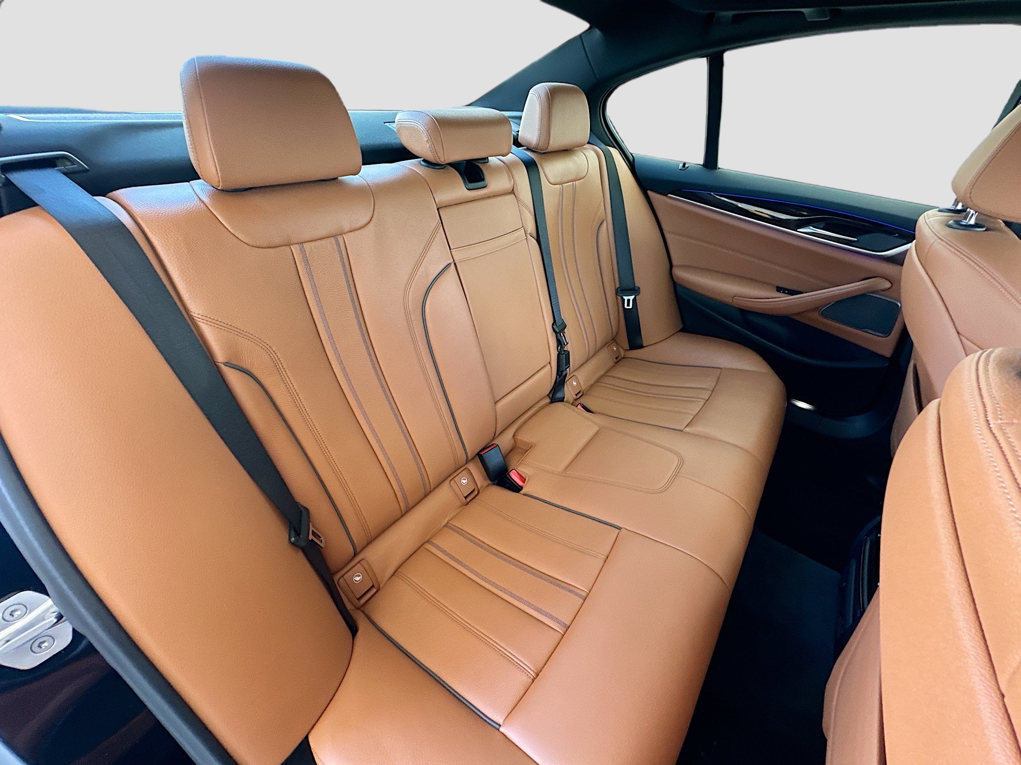 Used 2022 BMW 540i w/ M Sport Package RWD image 25