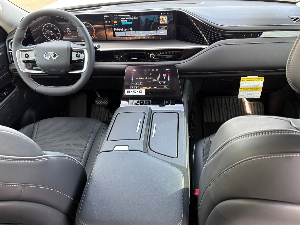 New 2026 INFINITI QX80 Luxe RWD image 17