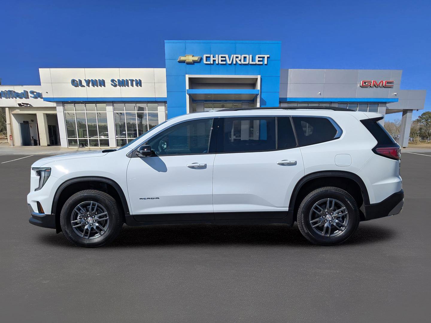 New 2026 GMC Acadia Elevation image 12